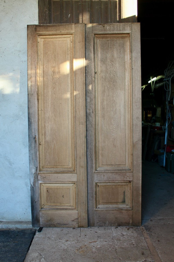 Pair Of Double-sided 19th Century Oak Landing Doors