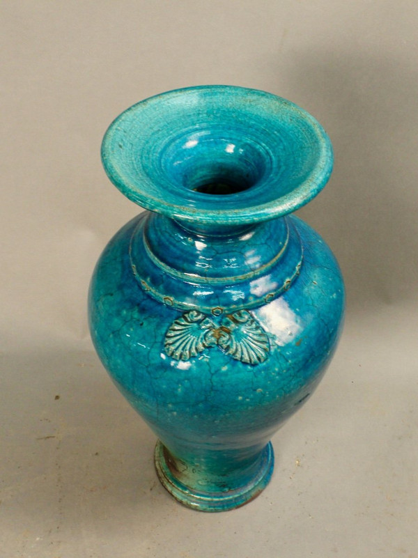 Paire De Vases Chinois En Céramique Craquelée Bleue