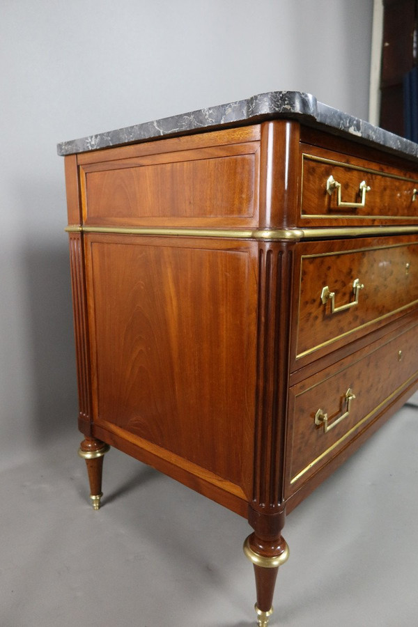 Louis XVI chest of drawers, blond speckled mahogany, grey marble top with white veining