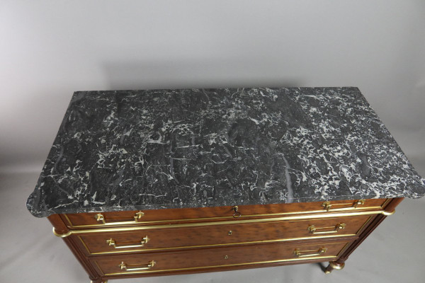 Louis XVI chest of drawers, blond speckled mahogany, grey marble top with white veining