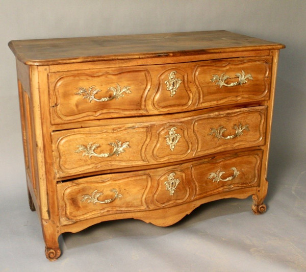 Louis XV Blond Walnut Commode Lyonnaise