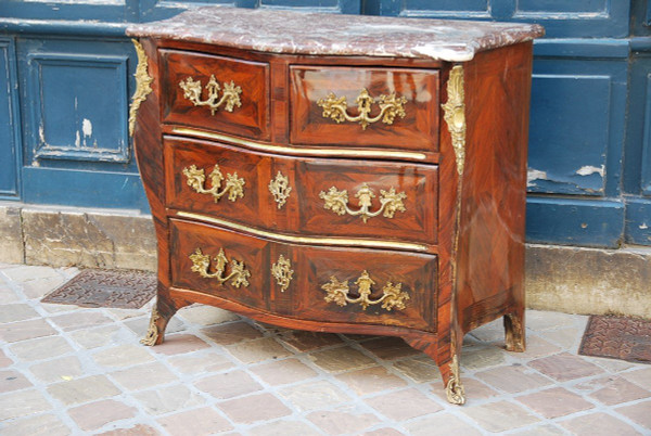 Regence chest of drawers Stamped De Nicolas Berthelmi 18th century