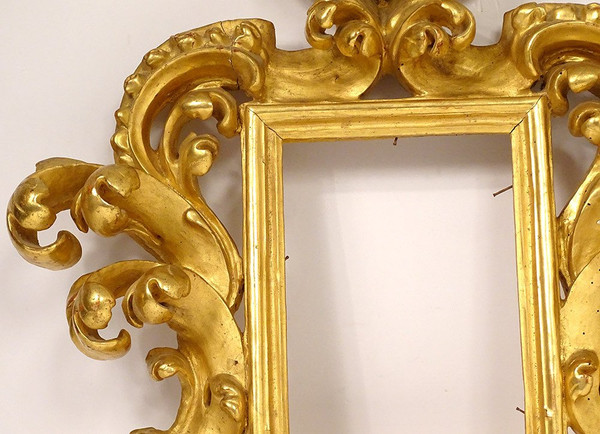 Italian frame Gilded wood Foliage Rocaille Italy XVIIIth Century