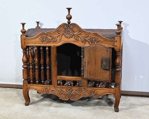 Small Provençal Panetière in Walnut - Early 19th century