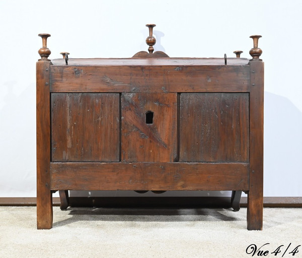 Small Provençal Panetière in Walnut - Early 19th century