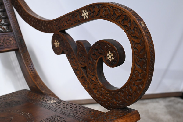 Syrian walnut rocking chair - Late 19th century