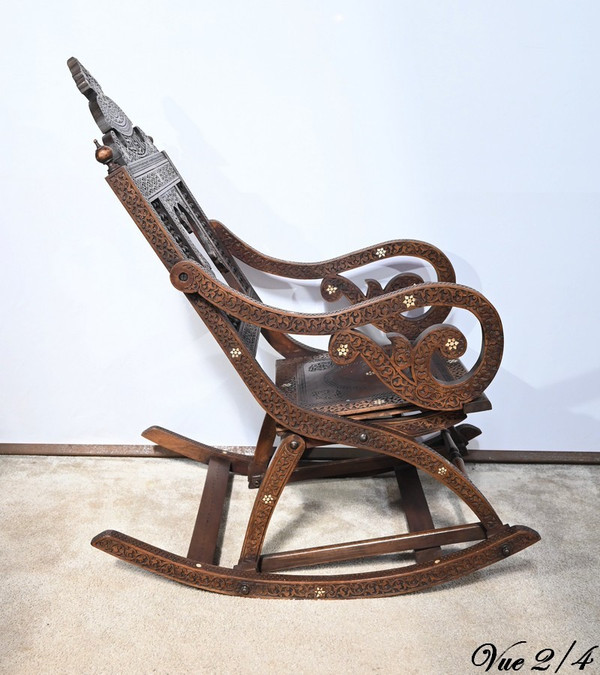 Syrian walnut rocking chair - Late 19th century