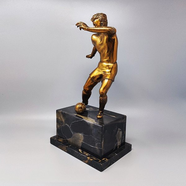 1930 Magnifico Art Deco Football - Scultura in bronzo di giocatore di calcio. Realizzata in Italia