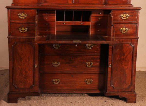 Mahogany Showcase Cabinet Or Library From The 18th Century