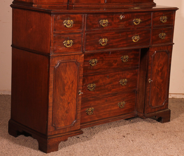 Mahogany Showcase Cabinet Or Library From The 18th Century