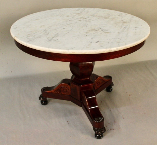 Restoration Period Pedestal Table In Mahogany Tripod Leg