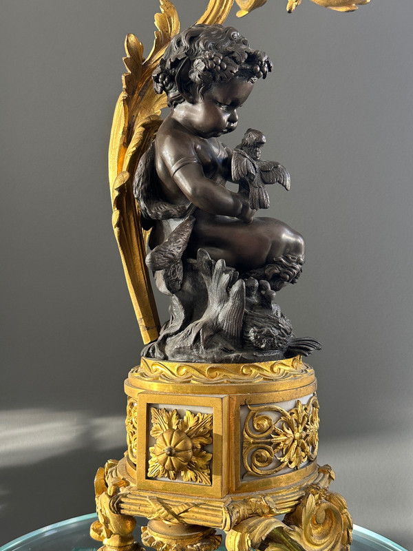 Henri Picard, Eccezionale Coppia di Putti Candelabri in Bronzo Firmati del XIX secolo