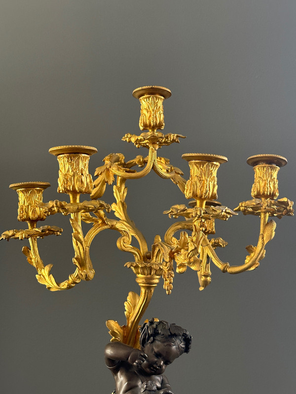 Henri Picard, Eccezionale Coppia di Putti Candelabri in Bronzo Firmati del XIX secolo