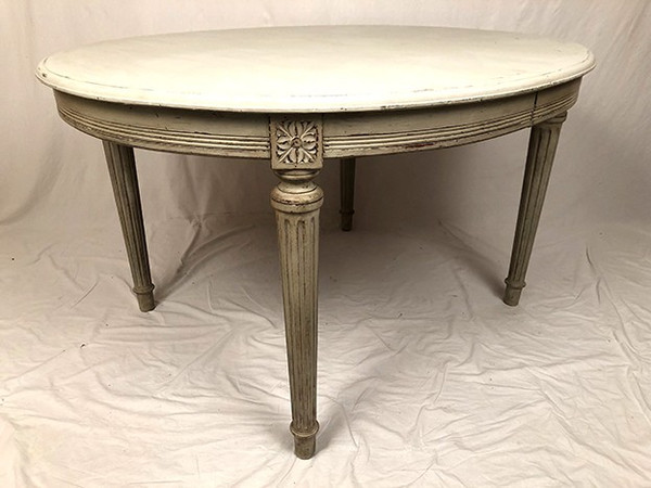 Oval-shaped dining table in gray lacquered wood in Louis XVI style, circa 1900