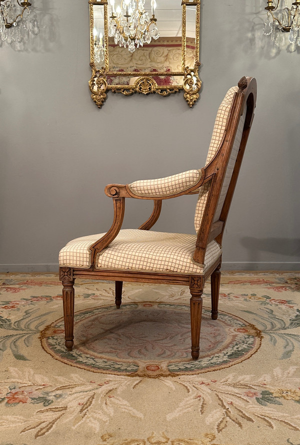 Large Fauteuil d'Epoque Louis XVI Vers 1780 