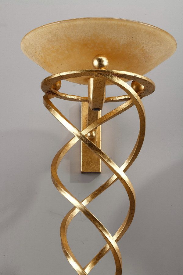 Wall lamp in wrought and gilded metal with Murano glass cup, Terzani, 20th century 