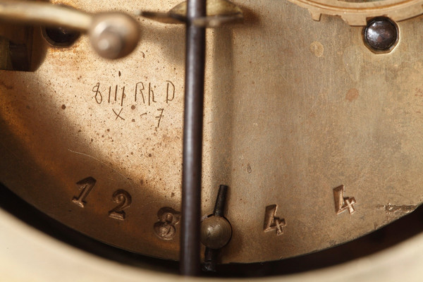 Pendule horloge "Esméralda" ou "La danseuse au tambourin"