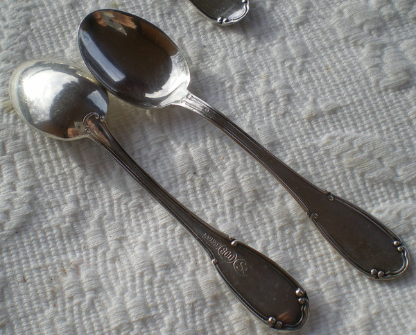 12 espresso/mocha spoons in solid silver, Italian Palermo hallmark (in order)