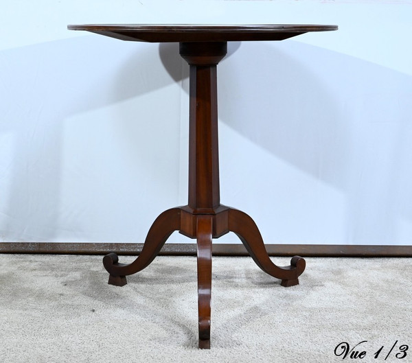 Small Cuban mahogany pedestal table, Restoration period - Early 19th century