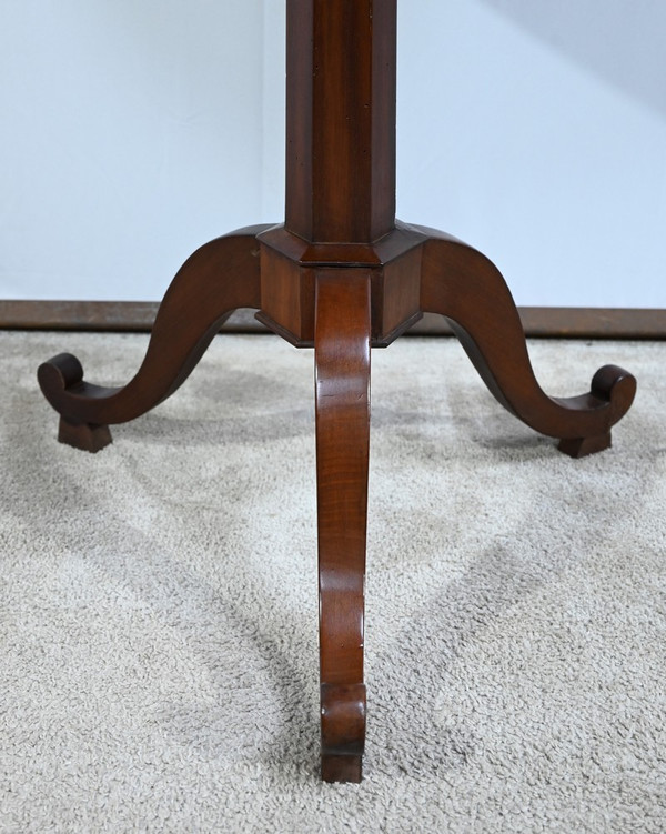 Small Cuban mahogany pedestal table, Restoration period - Early 19th century