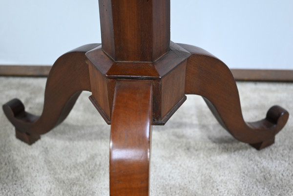 Small Cuban mahogany pedestal table, Restoration period - Early 19th century