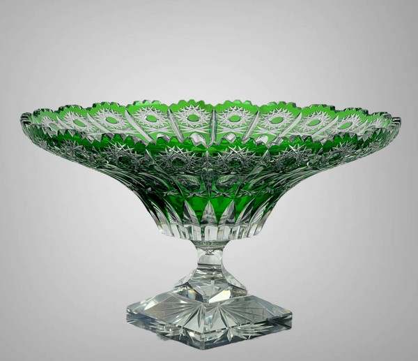 round cut on green pedestal in cut bohemian crystal, 20th century