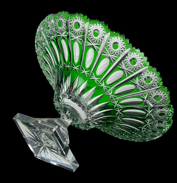 round cut on green pedestal in cut bohemian crystal, 20th century