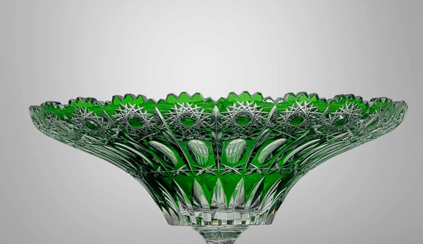 round cut on green pedestal in cut bohemian crystal, 20th century