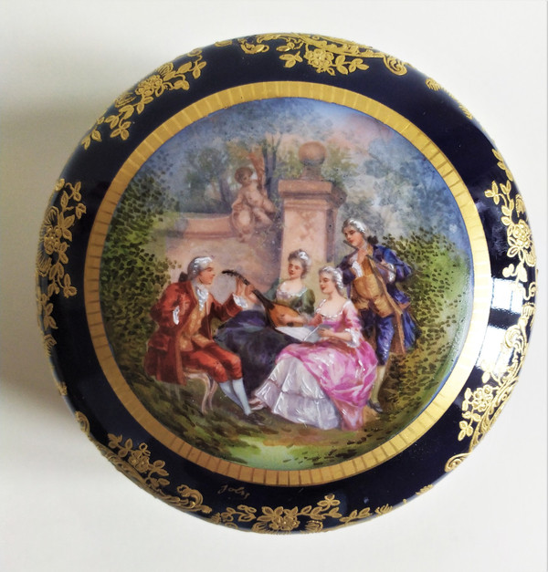 Hand Painted Jewelry Box Limoges Porcelain 19th Century 