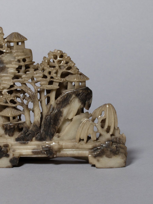 Chinese landscape - jade group, late Qing dynasty