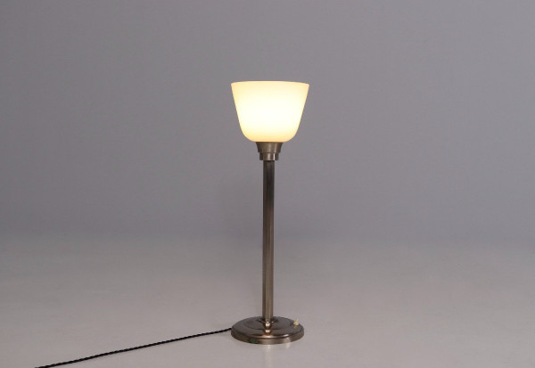 Haute Erpe Bauhaus / Art Deco lamp