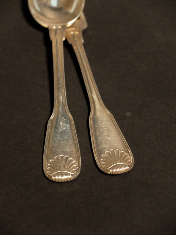 Suite of 6 place settings with the alliance coat of arms of the La Borie and Simard de Pitray families