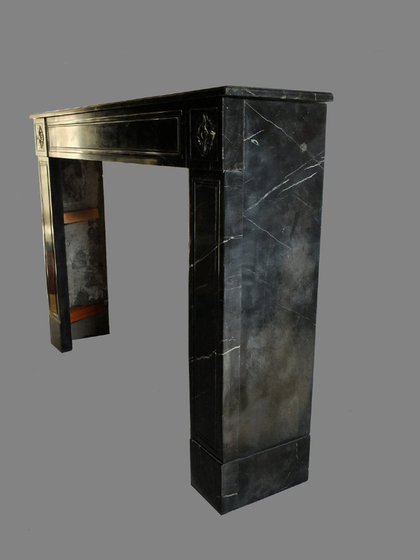 Louis XVI period mantel in black marble