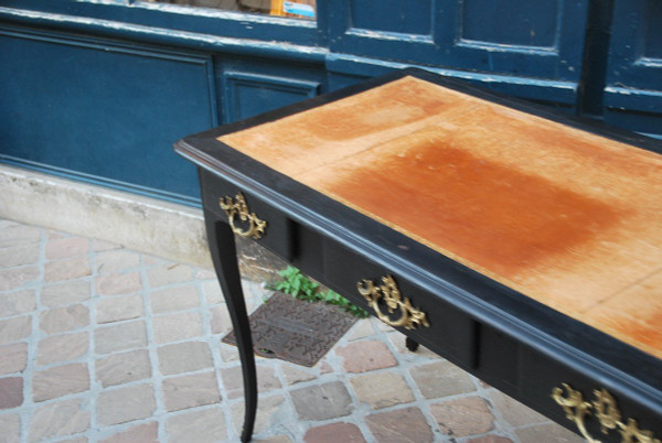 Louis XV period Black Lacquered Wood Flat Desk, 18th century