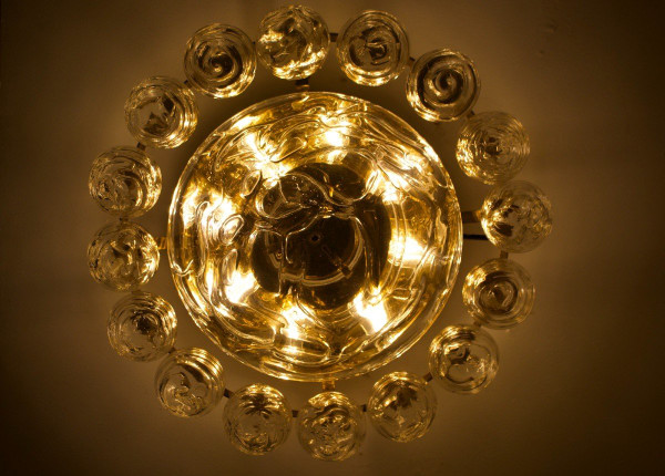 Snowball" ceiling light in blown glass