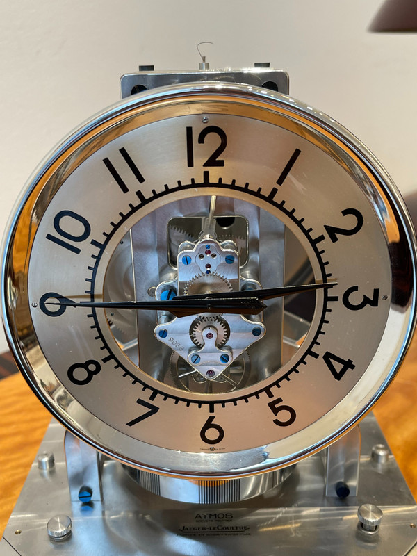 Splendido orologio da tavolo, modello Atmos Brevets Reutter, di Jaeger-LeCoultre, n. 9066, 1940 circa.