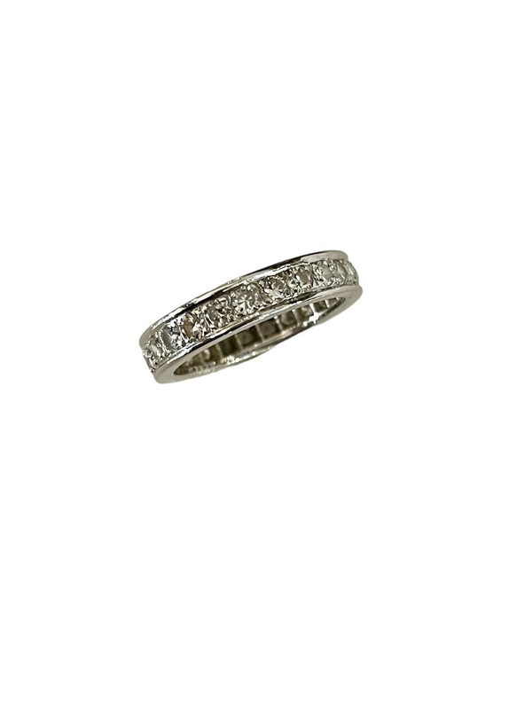 American Wedding Ring In Gold And Diamonds