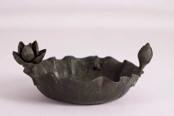 Empty Japanese Frog Ikebana Lotus Pocket Bowl