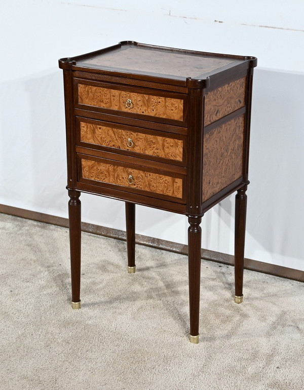 Small Chiffonnière table in mahogany and Amboine burl, Louis XVI period - Late 18th century