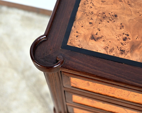 Small Chiffonnière table in mahogany and Amboine burl, Louis XVI period - Late 18th century