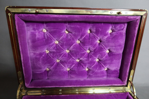 Jewelry box from Aucoc