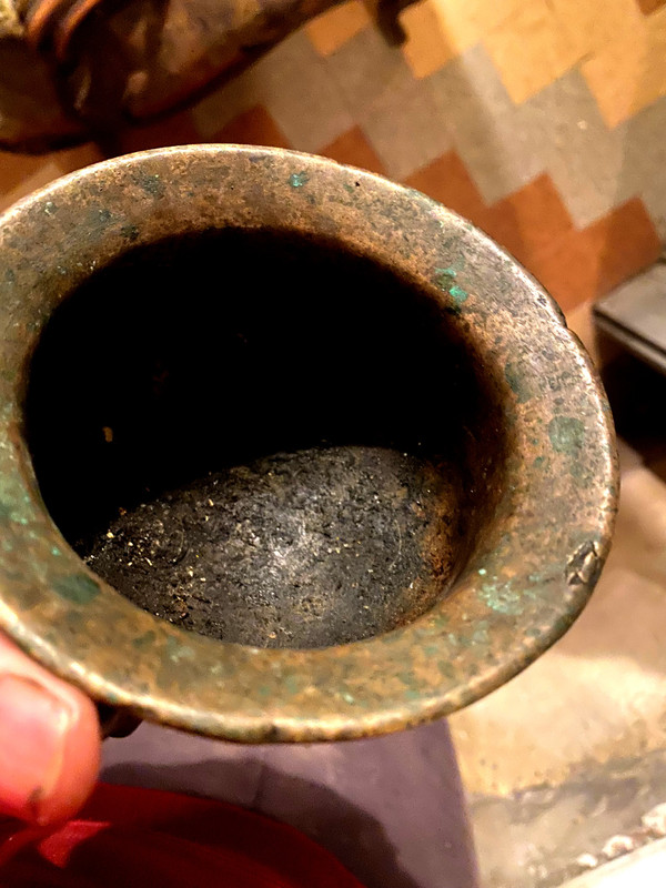  Very rare bronze mortar with apothecary proboscis and pestle from the 16th century, original patina