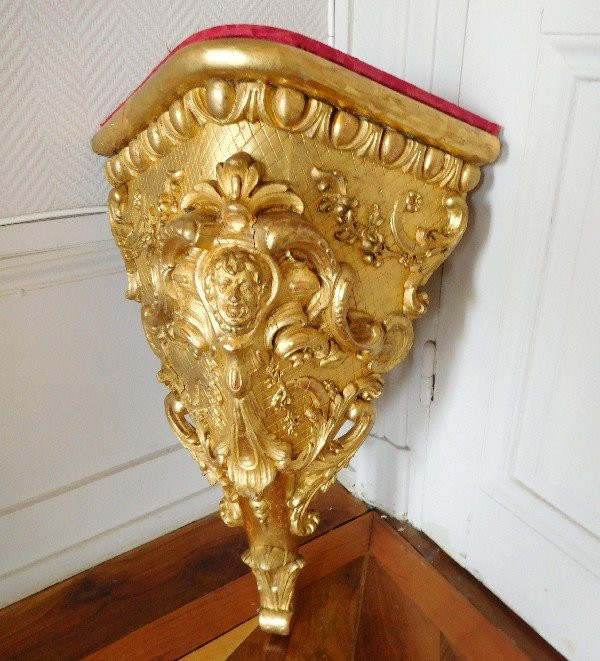 Pair Of Large Stairwell Corner Consoles - Regency Style In Golden Wood 19th