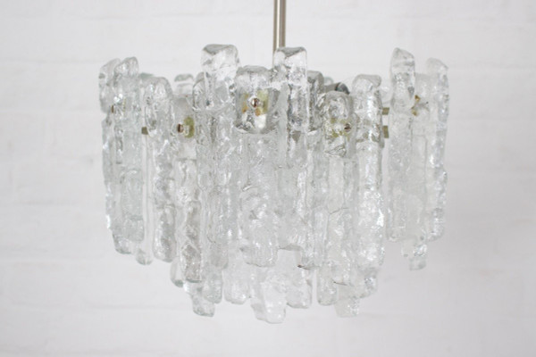 Kalmar “Ice Glass” chandelier.