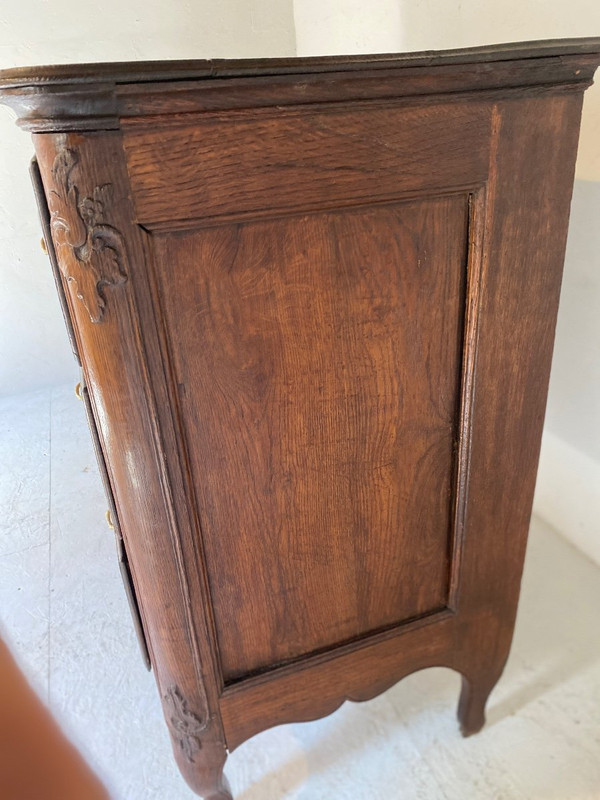 Louis XV Carved Chest of Drawers