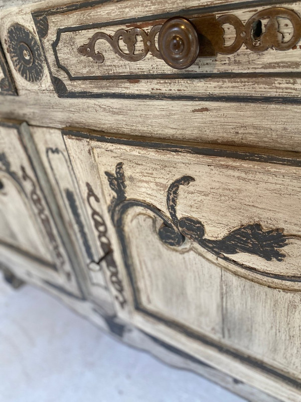 Louis XV 18th century patina dresser