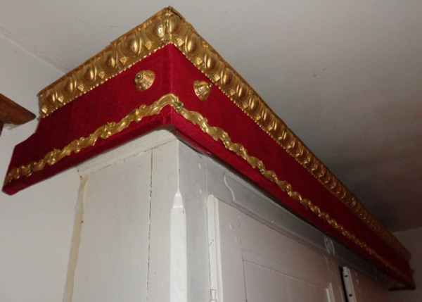 Pair of Louis XVI Style Valances, c. Napoleon III, Red Velvet, Repoussé Brass