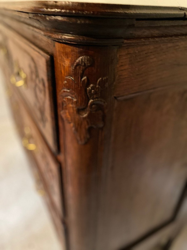 Louis XV chest of drawers Late 18th Liège oak (special price currently on request)