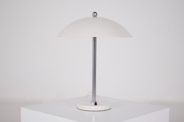 Wilhelm Gispen, Lampe „5015“.