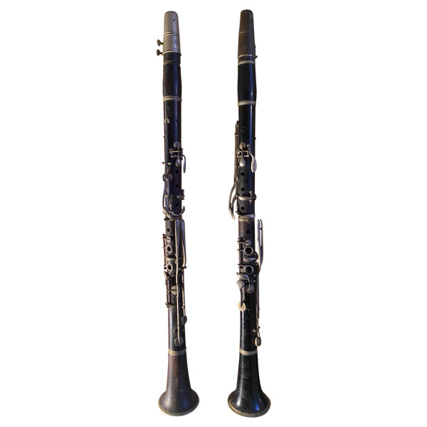  Belle Paire de clarinettes fin 19ème en palissandre sombre et bronze nickelé de belle qualité